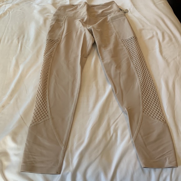 Sold, duplicate listing. - Picture 3 of 12